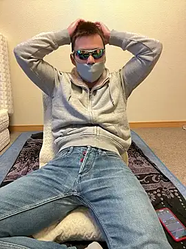 ki--kun online show from March 25, 8:09 am