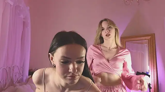 Snapshot of katt__y chatting on February 20, 2:13 pm katt y online show from February 20, 2:13 pm