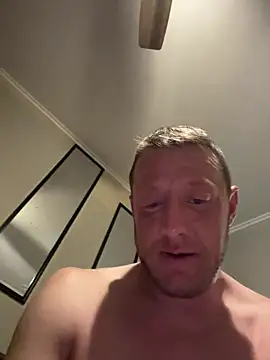 biggzee6 online show from February 26, 6:34 am