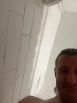 biggzee6 online show from April 10, 8:52 am