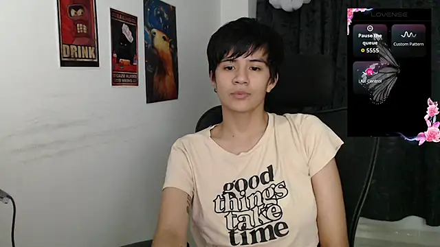 Snapshot of Dha_lia0 chatting on October 11, 9:57 pm Dha lia0 online show from October 11, 9:57 pm