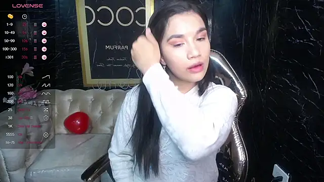 Skye Little v online show from February 14, 2:44 pm