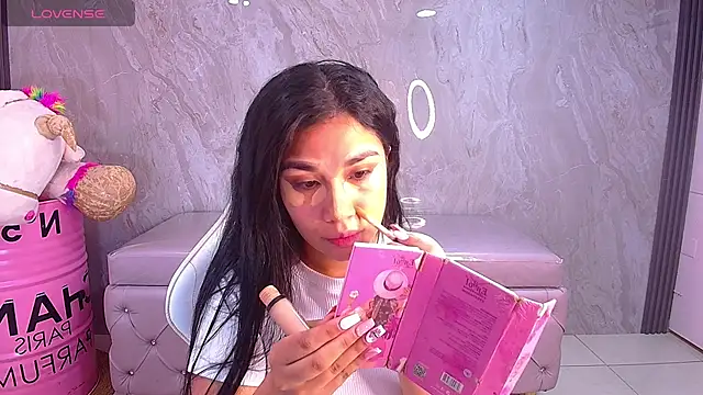 Skye Little v online show from October 8, 3:37 am