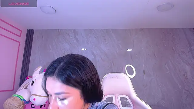 Skye Little v online show from October 16, 3:18 am