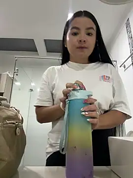 ValeriaOrtega online show from April 1, 2:12 am