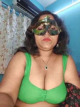 hevensex143 online show from May 22, 8:25 pm
