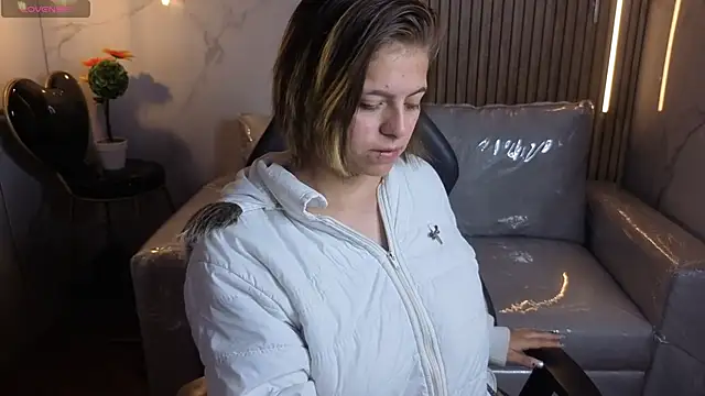 Kitten Cam online show from April 23, 12:29 pm