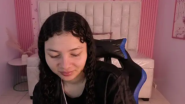 shalon diaz s online show from February 7, 1:15 pm