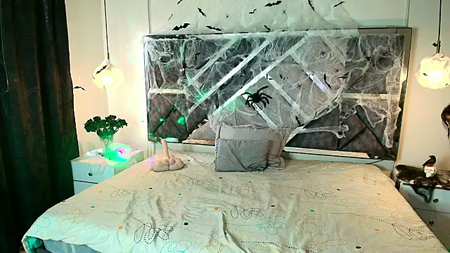 MysticMature online show from October 6, 3:20 pm