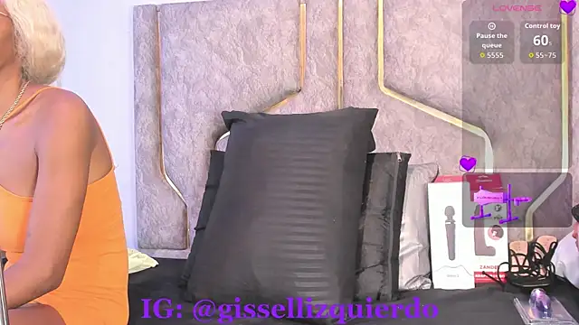 Snapshot of Liincostelloo chatting on May 31, 1:25 am Liincostelloo online show from May 31, 1:25 am
