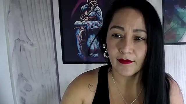 JULIANAWET69 online show from October 24, 7:43 pm