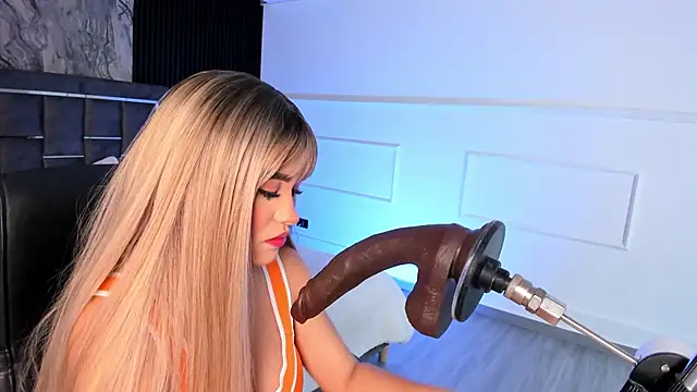 Gigidoll online show from September 25, 11:47 am