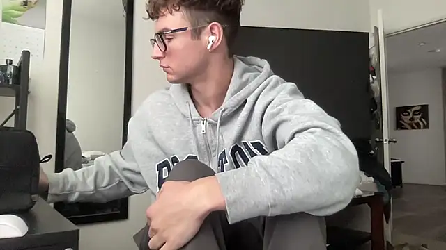 ryan 28747 online show from November 20, 9:25 pm