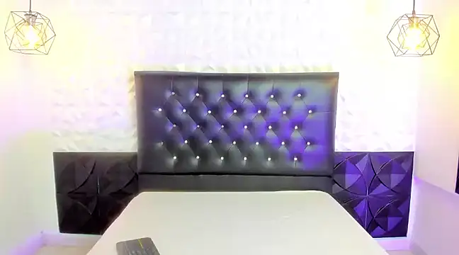 JackeOwens online show from February 25, 1:28 pm