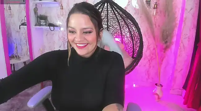 Snapshot of victoria__floyd chatting on January 30, 6:13 am victoria floyd online show from January 30, 6:13 am