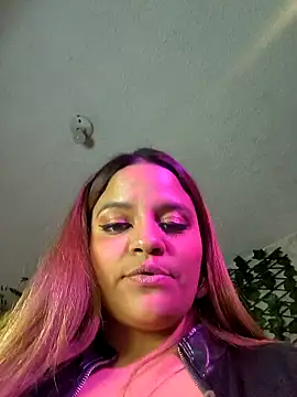 Snapshot of victoria__floyd chatting on February 10, 11:23 pm victoria floyd online show from February 10, 11:23 pm