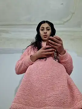 Snapshot of majdolin78 chatting on January 20, 2:14 pm majdolin78 online show from January 20, 2:14 pm