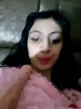 Snapshot of majdolin78 chatting on February 15, 7:39 pm majdolin78 online show from February 15, 7:39 pm