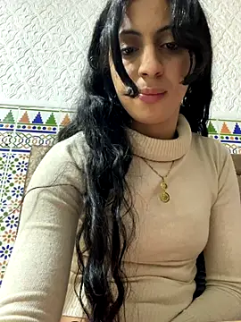 Snapshot of majdolin78 chatting on December 13, 8:04 pm majdolin78 online show from December 13, 8:04 pm