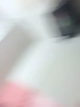 Snapshot of majdolin78 chatting on January 19, 11:25 am majdolin78 online show from January 19, 11:25 am