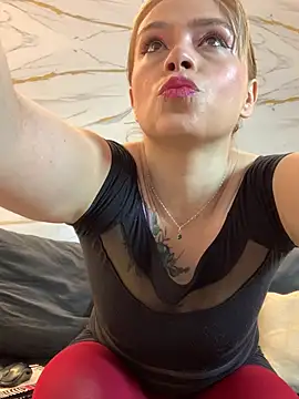 RayaCarr  online show from July 22, 1:25 pm