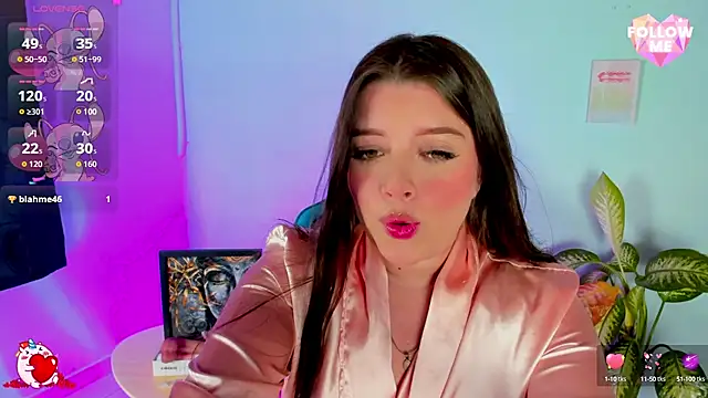 Snapshot of Lia_little18 chatting on September 20, 5:08 am Lia little18 online show from September 20, 5:08 am