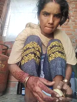 Snapshot of Sexy_Tanya69 chatting on October 13, 4:56 am Sexy Tanya69 online show from October 13, 4:56 am