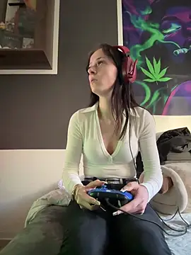 Ciara2004 online show from April 29, 2:32 pm