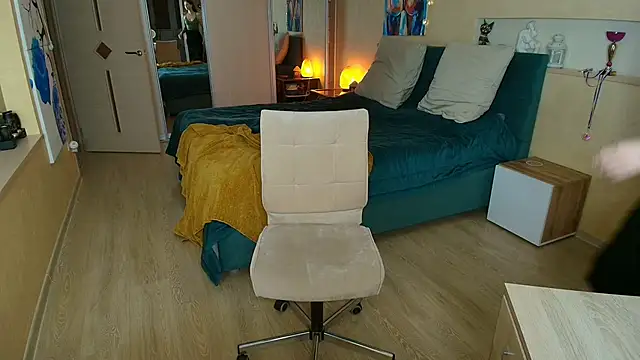 ReginaSparkle online show from October 14, 7:36 pm