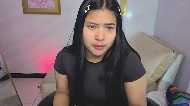 Paulette v online show from April 22, 1:12 pm