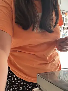 Snapshot of haskadin chatting on September 24, 10:07 am haskadin online show from September 24, 10:07 am