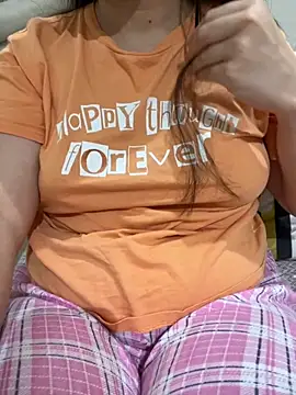 Snapshot of haskadin chatting on November 6, 8:21 pm haskadin online show from November 6, 8:21 pm