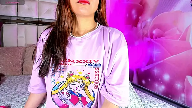 emili clark online show from October 14, 5:08 am