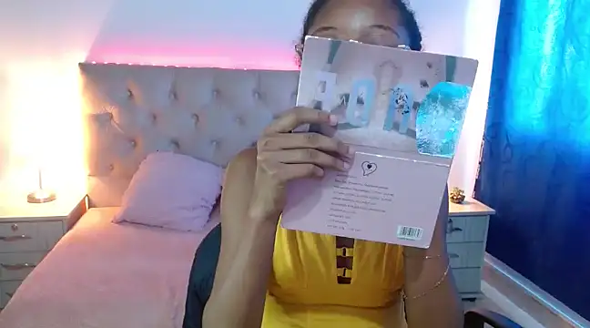 LITTLEDOLLHOT online show from February 3, 7:52 pm