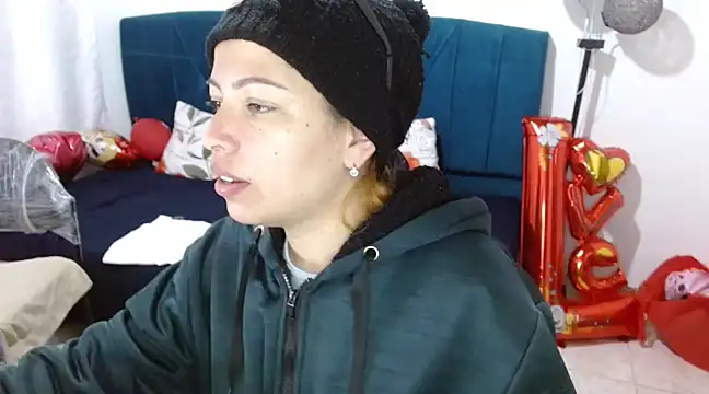 LITTLEDOLLHOT online show from February 20, 5:07 pm