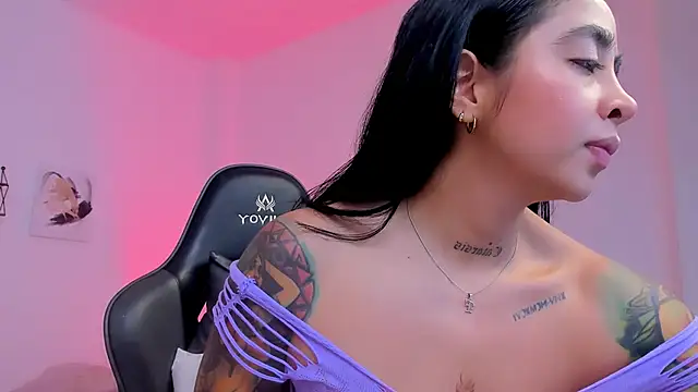 sophierooy22 online show from September 26, 12:53 pm