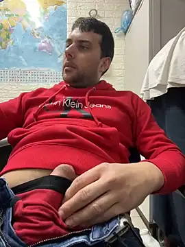 Snapshot of Greeneyes0820 chatting on January 28, 12:00 pm Greeneyes0820 online show from January 28, 12:00 pm