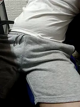 Snapshot of Greeneyes0820 chatting on November 20, 8:19 pm Greeneyes0820 online show from November 20, 8:19 pm