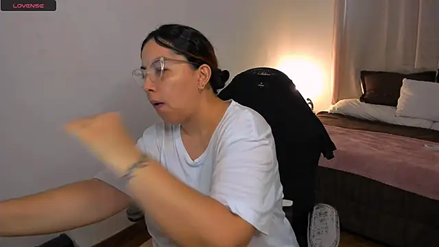 brithany olson25 online show from September 11, 9:15 pm