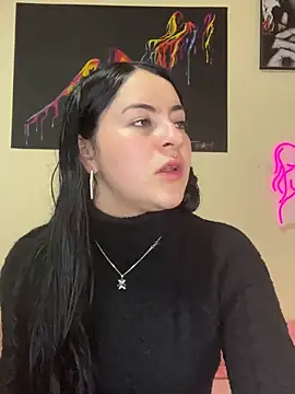 Emmie Hot online show from March 7, 12:23 pm