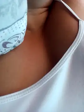 Lily Sweet24 online show from May 4, 6:26 pm