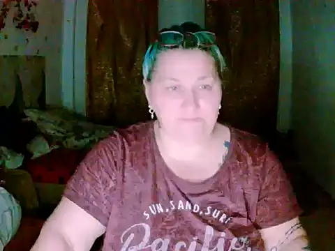 Snapshot of mayamayx chatting on May 14, 6:26 pm mayamayx online show from May 14, 6:26 pm