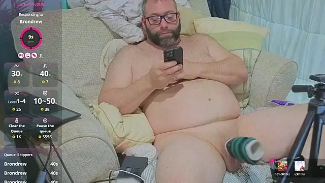 Dadbod4you online show from May 7, 3:06 pm