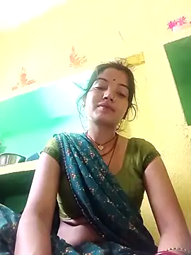 Bhuvi Bedi online show from February 26, 11:48 pm