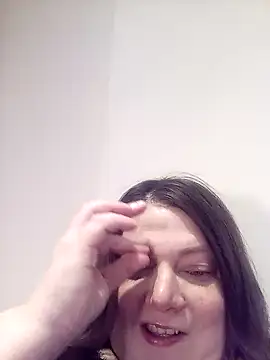 HotHornyEmmaX online show from February 16, 7:15 am