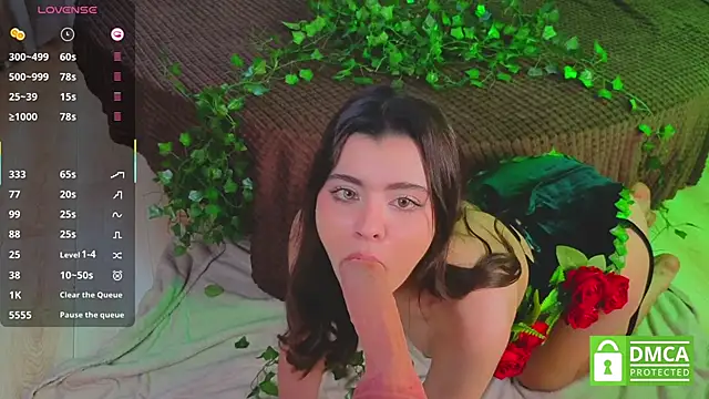 beatrishaa online show from October 30, 8:05 am