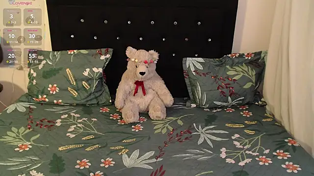 Tina 4 Charlie online show from February 24, 11:43 am