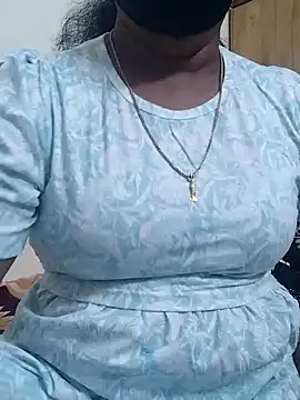 Snapshot of Tamil_Aathira chatting on February 3, 5:56 pm Tamil Aathira online show from February 3, 5:56 pm