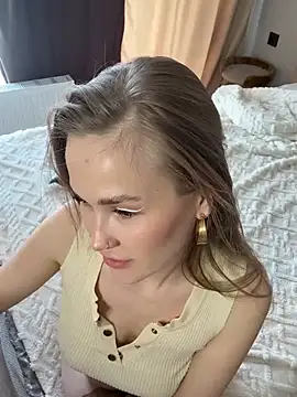 DianaShermy online show from March 3, 6:59 am