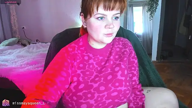 Snapshot of missmayaqueen chatting on June 8, 12:27 pm missmayaqueen online show from June 8, 12:27 pm